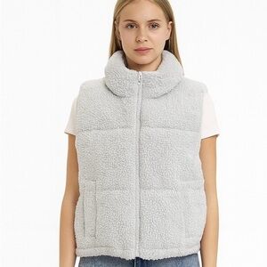Hollister Women's Light Gray Fleece Vest